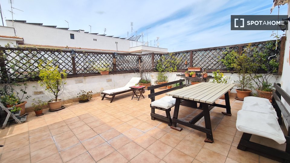 Apartment Rome, 1 bed, 79m² — photo 10