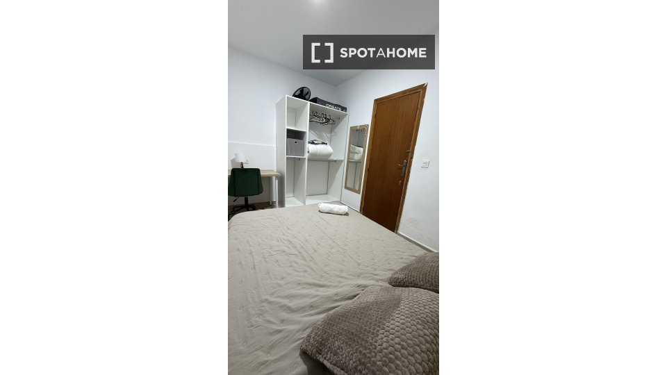 Double room Murcia, 5 beds, 170m² — photo 36
