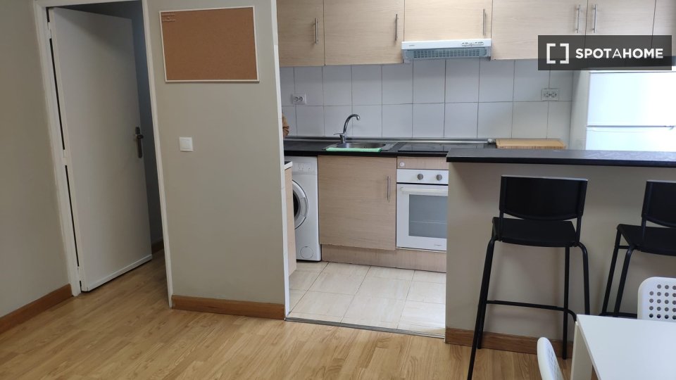 Double room Madrid, 3 beds — photo 3