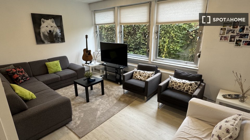 Apartment Brussels, 5 beds, 120m² — photo 17