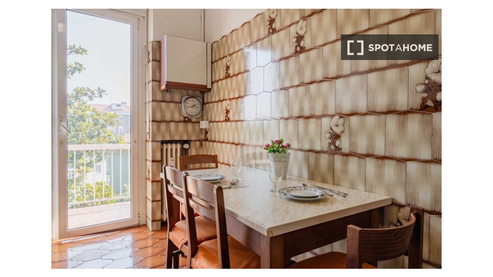 Double room Milan, 3 beds — photo 19