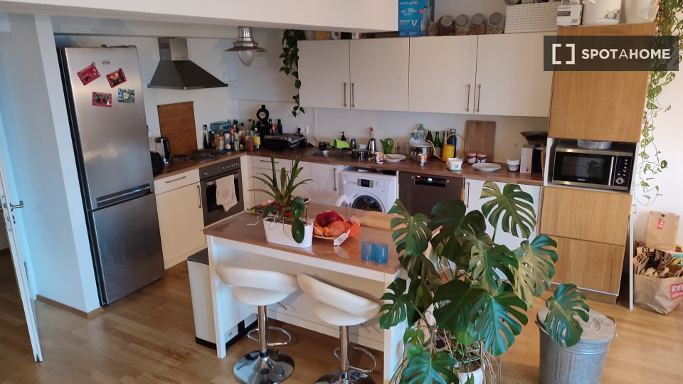 Double room Hamburg, 3 beds, 144m² — photo 14