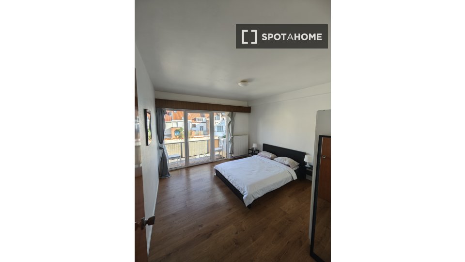 Apartment Brussels, 1 bed, 75m² — photo 3