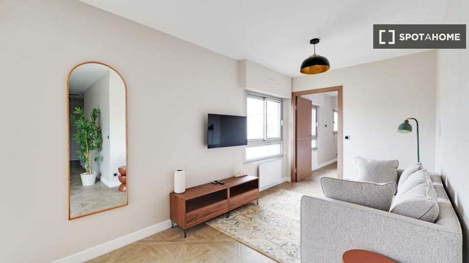 Apartment Paris, 1 bed, 57m² — photo 1