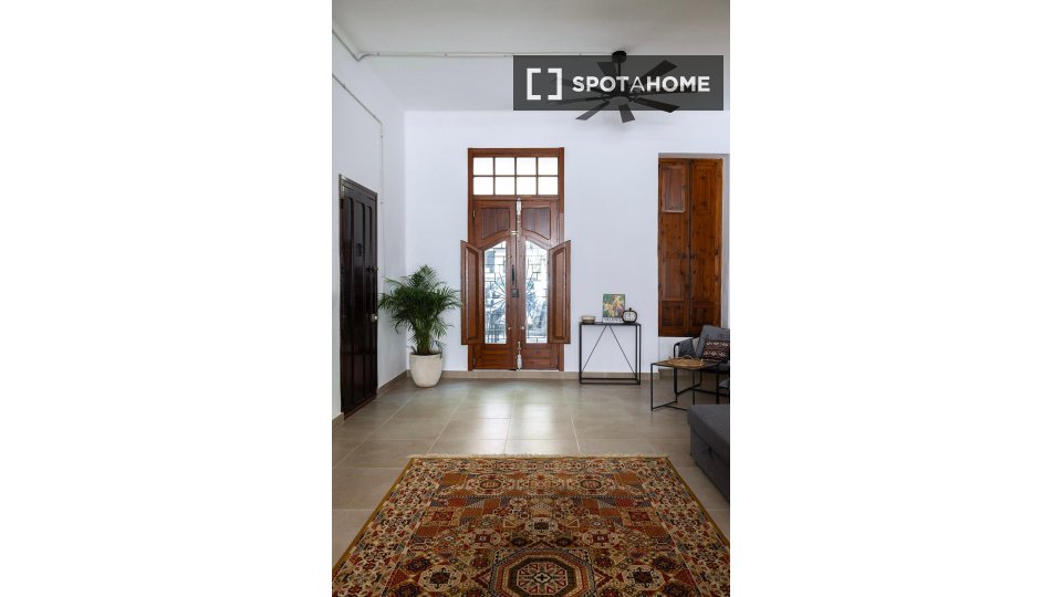 Apartment Valencia, 4 beds, 175m² — photo 4