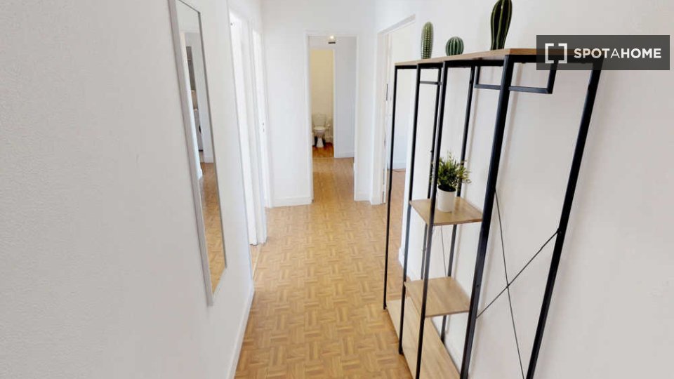 Double room Paris, 4 beds, 90m² — photo 16