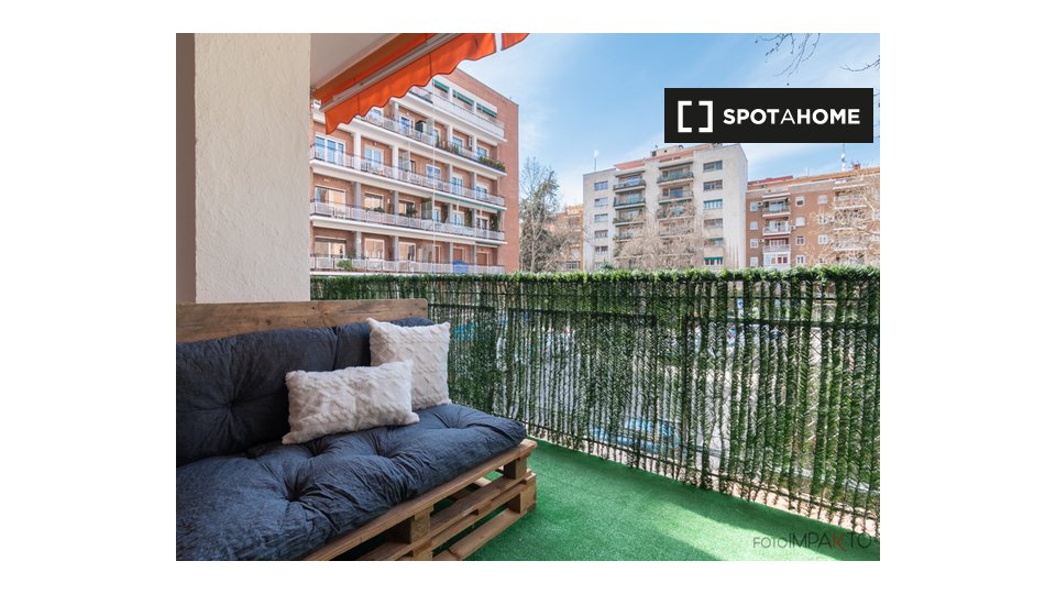 Double room Madrid, 6 beds, 207m² — photo 18