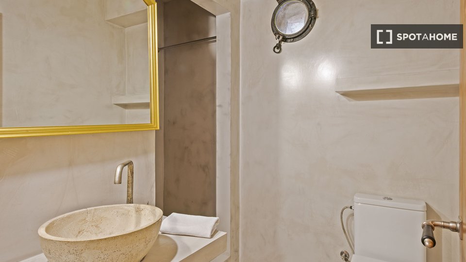 Apartment Barcelona, 2 beds, 85m² — photo 19