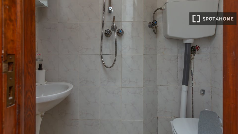 Apartment Lisbon, 2 beds — photo 18