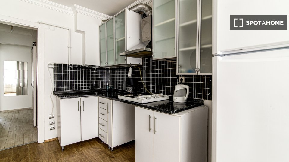 Apartment Istanbul, 1 bed — photo 2