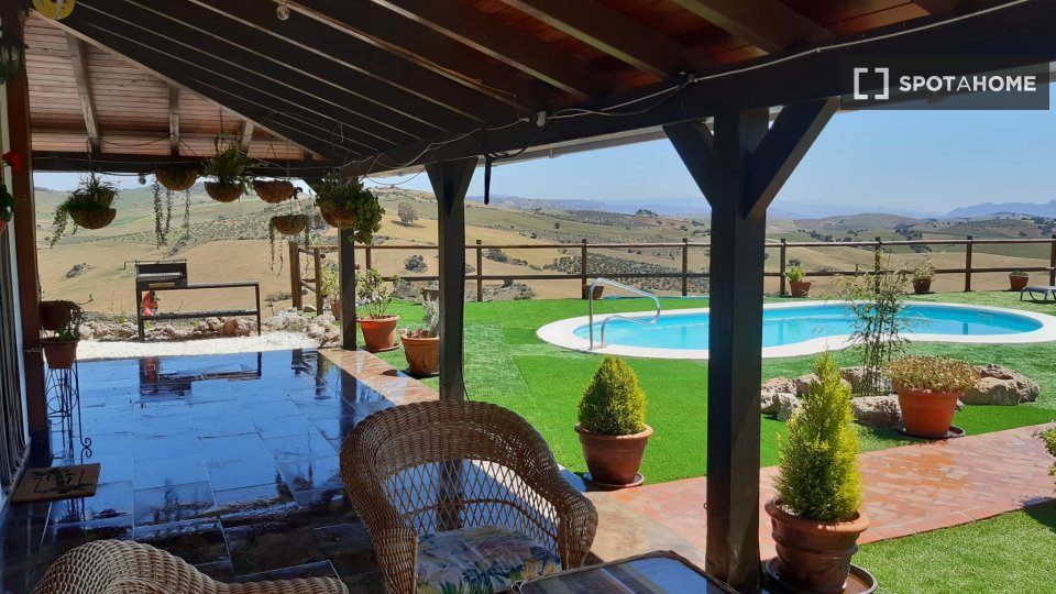 Apartment Malaga, 2 beds, 110m² — photo 2