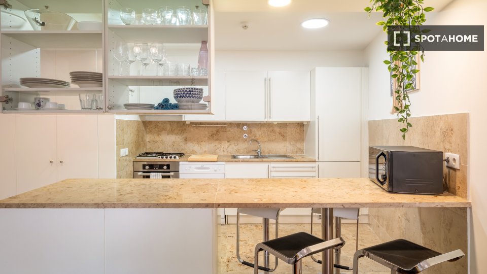 Apartment Lisbon, 1 bed — photo 8