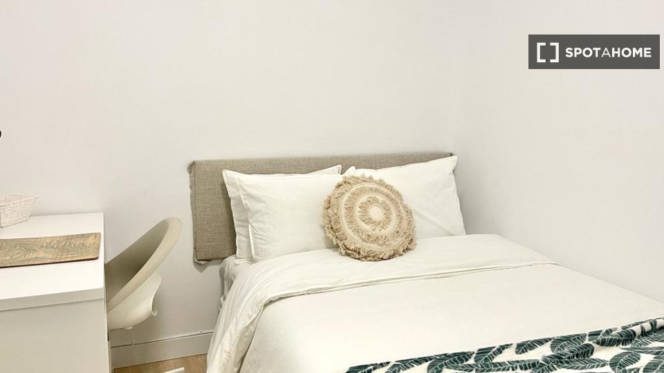 Double room Madrid, 9 beds — photo 89