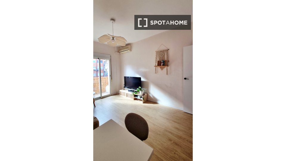 Apartment Valencia, 2 beds, 60m² — photo 17