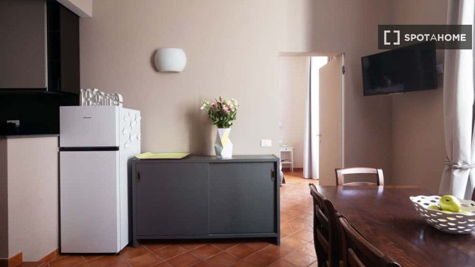 Apartment Rome, 1 bed, 77m² — photo 12