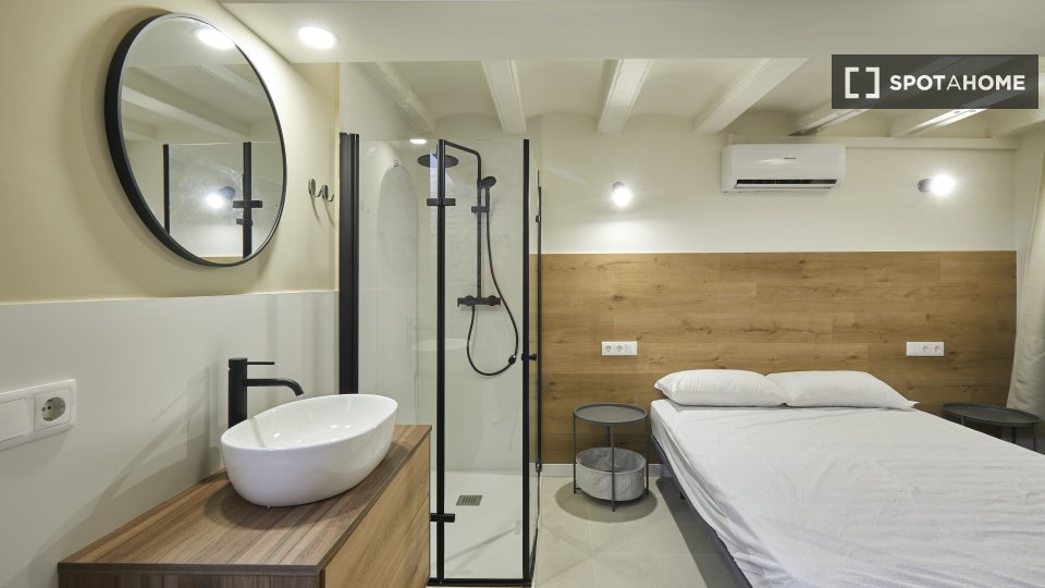 Apartment Barcelona, 1 bed, 40m² — photo 8