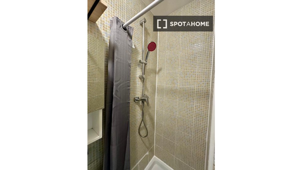 Apartment Paris, 1 bed, 24m² — photo 8