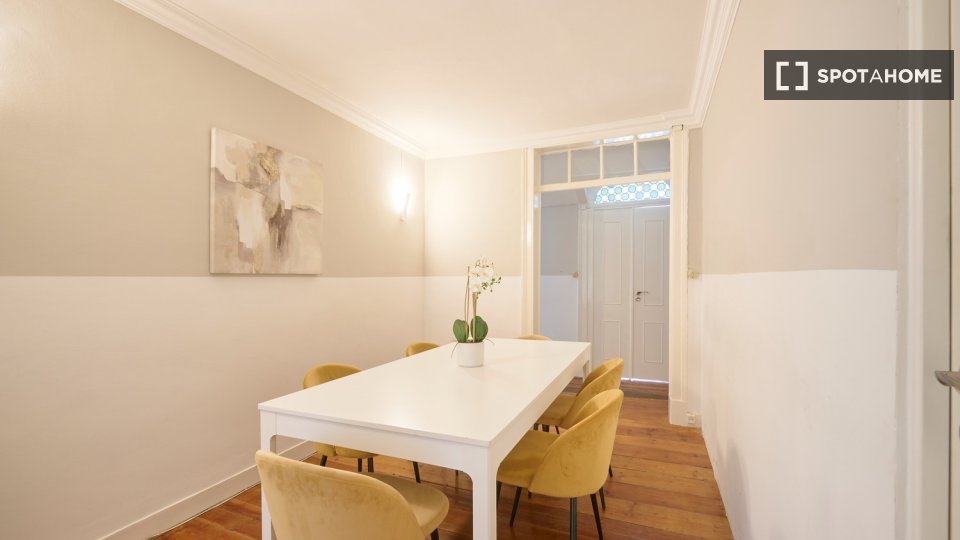 Double room Lisbon, 7 beds — photo 34