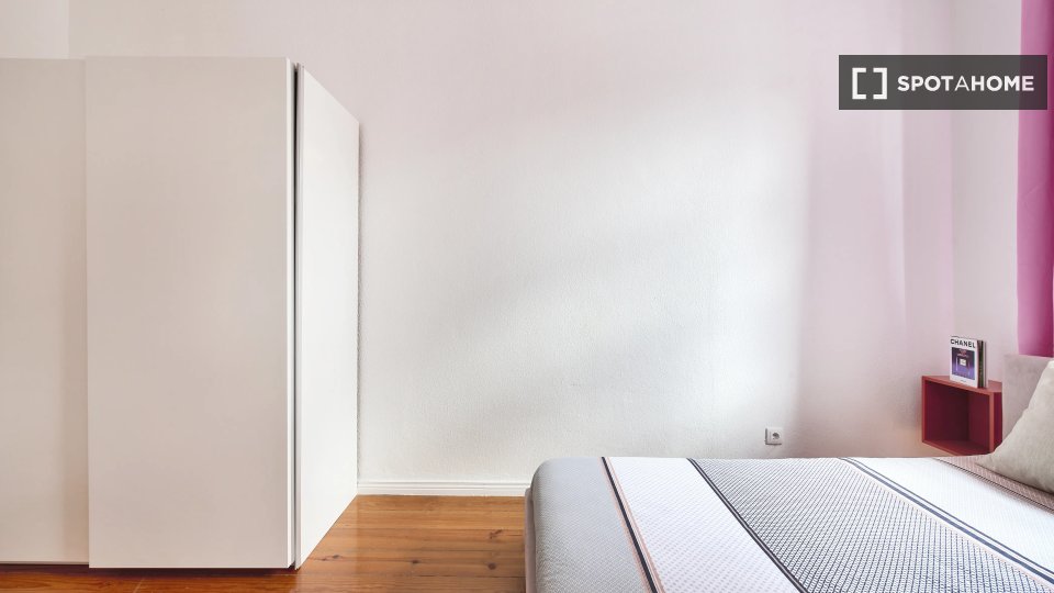Double room Lisbon, 13 beds — photo 3