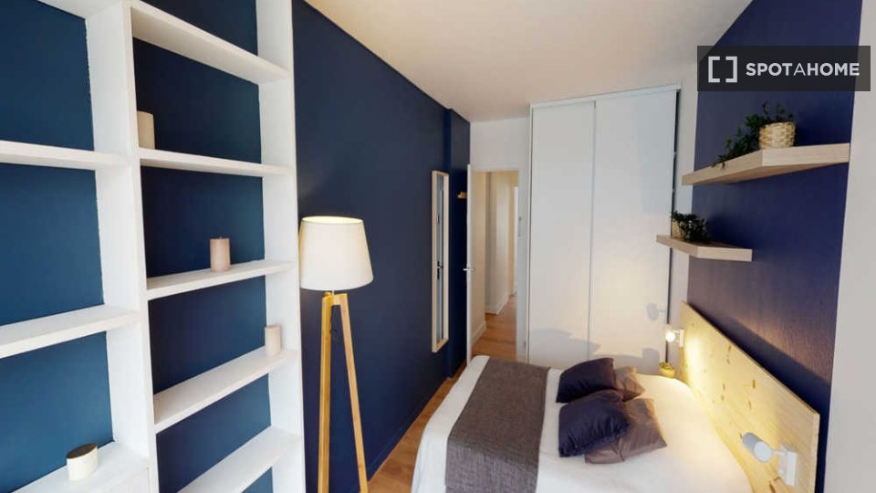 Double room Paris, 4 beds, 80m² — photo 6