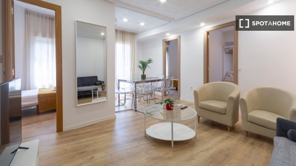 Apartment Valencia, 3 beds, 75m² — photo 37