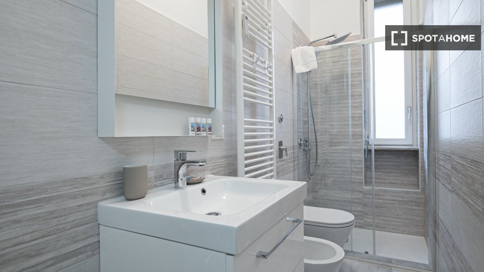 Apartment Milan, 1 bed, 46m² — photo 18