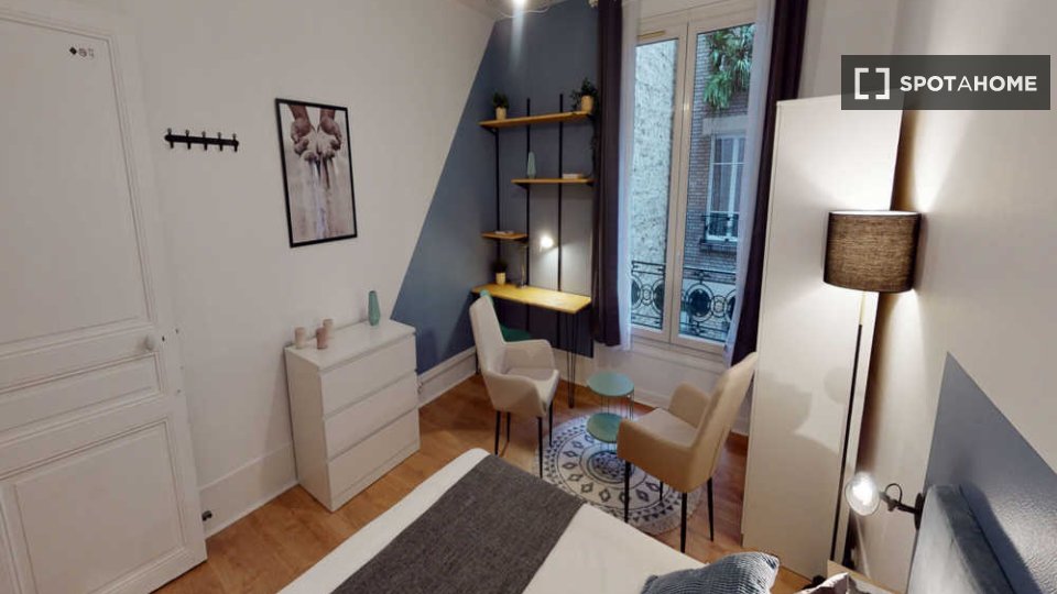 Double room Paris, 4 beds, 100m² — photo 2