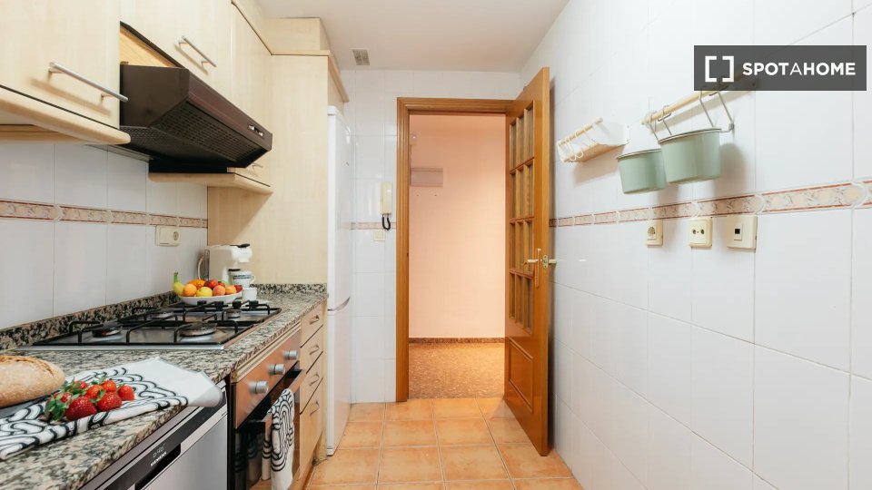 Double room Valencia, 4 beds — photo 6
