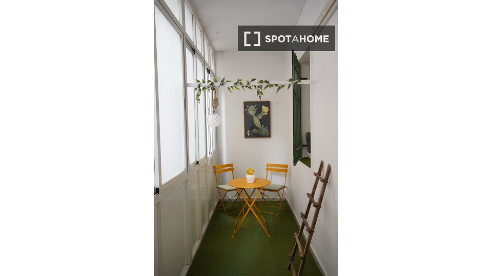 Double room Madrid, 6 beds — photo 17