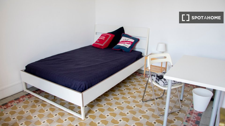 Double room Barcelona, 5 beds, 100m² — photo 16