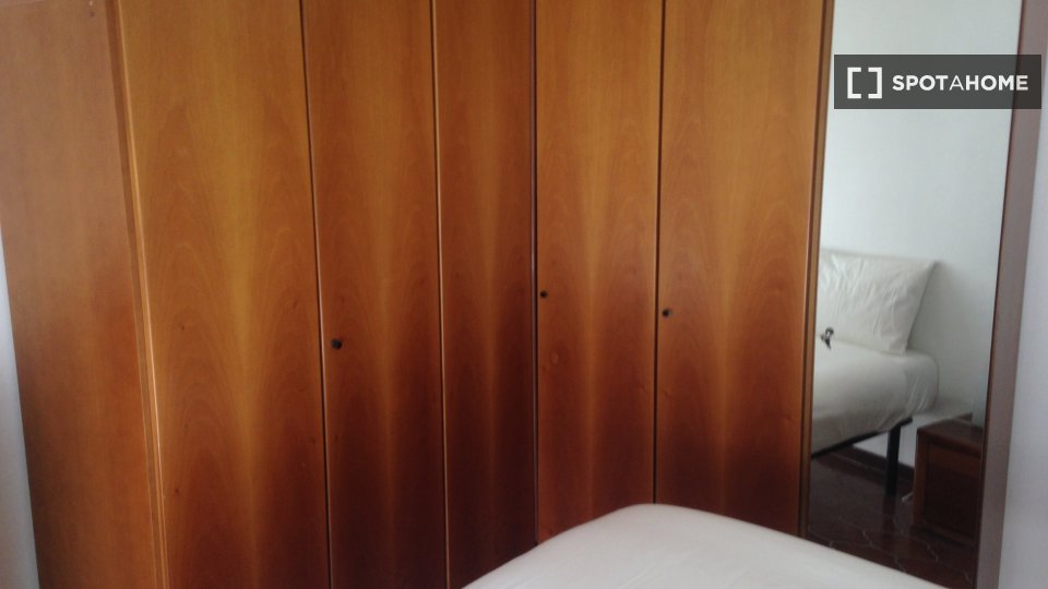 Double room Milan, 2 beds, 63m² — photo 1