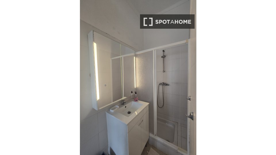 Apartment Coimbra, 1 bed, 50m² — photo 13