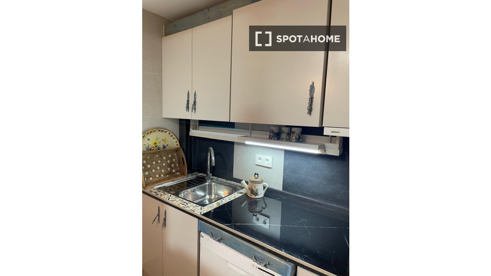 Apartment Almeria, 1 bed — photo 35