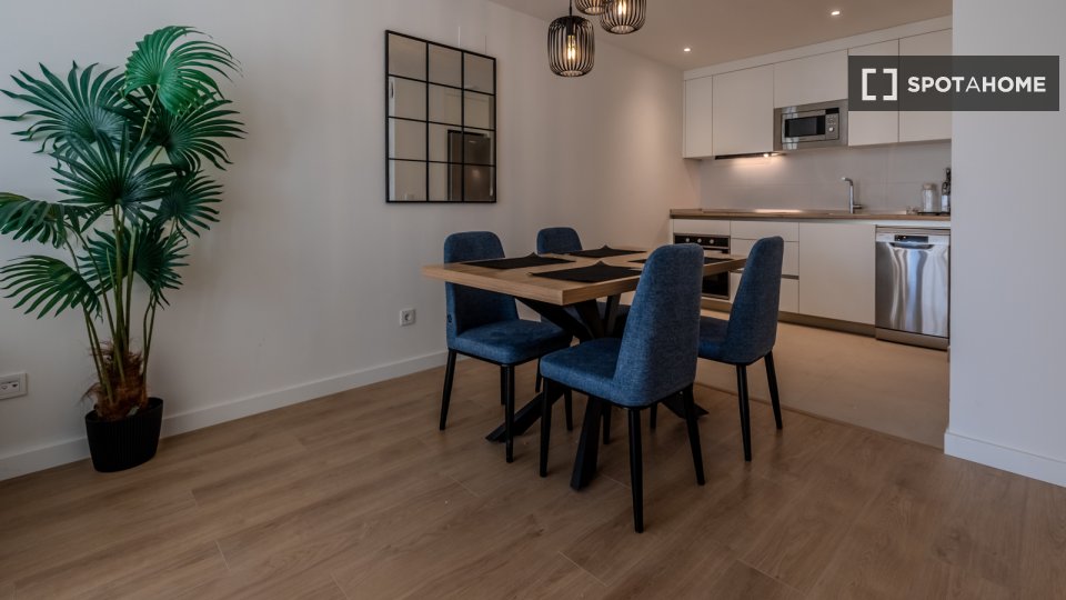 Apartment Malaga, 2 beds, 107m² — photo 3