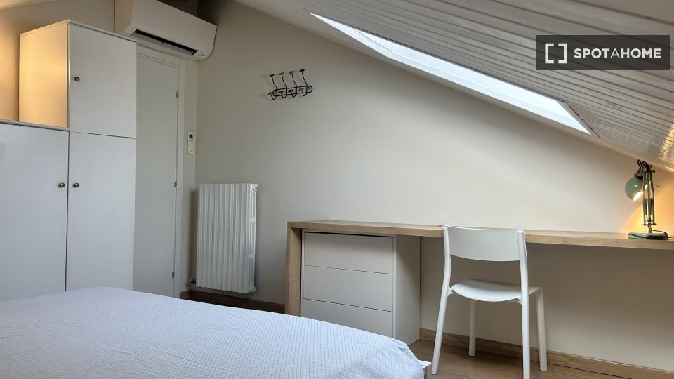 Apartment Milan, 1 bed, 58m² — photo 14