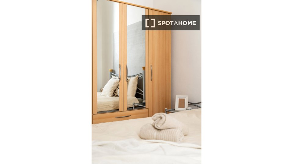Double room Budapest, 3 beds, 80m² — photo 9