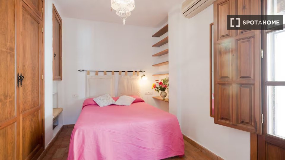 Apartment Granada, 1 bed — photo 1