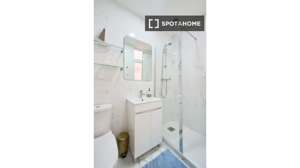Apartment Lisbon, 1 bed — photo 10