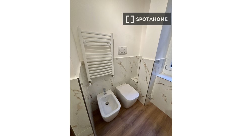 Apartment Milan, 1 bed, 47m² — photo 25