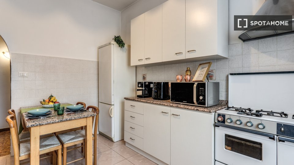 Apartment Rome, 2 beds, 75m² — photo 4