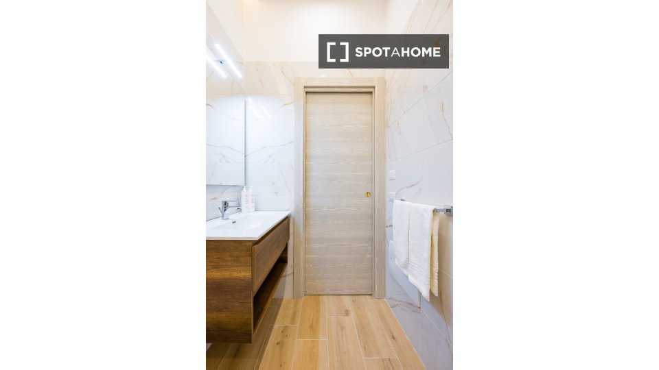 Apartment mono Naples — photo 17