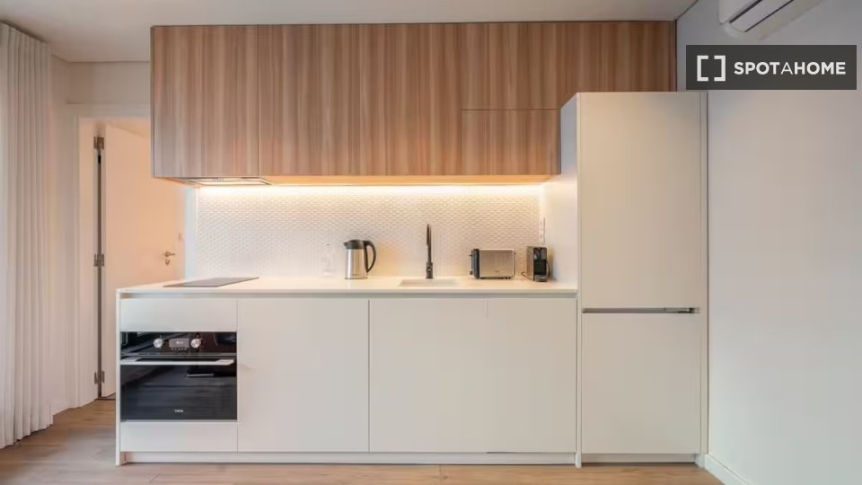 Apartment Lisbon, 1 bed — photo 6