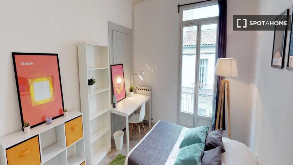 Double room Montpellier, 4 beds, 90m² — photo 10