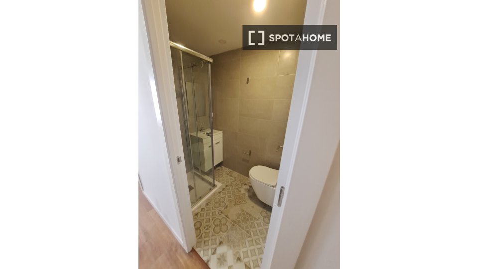Double room Valencia, 4 beds, 75m² — photo 8