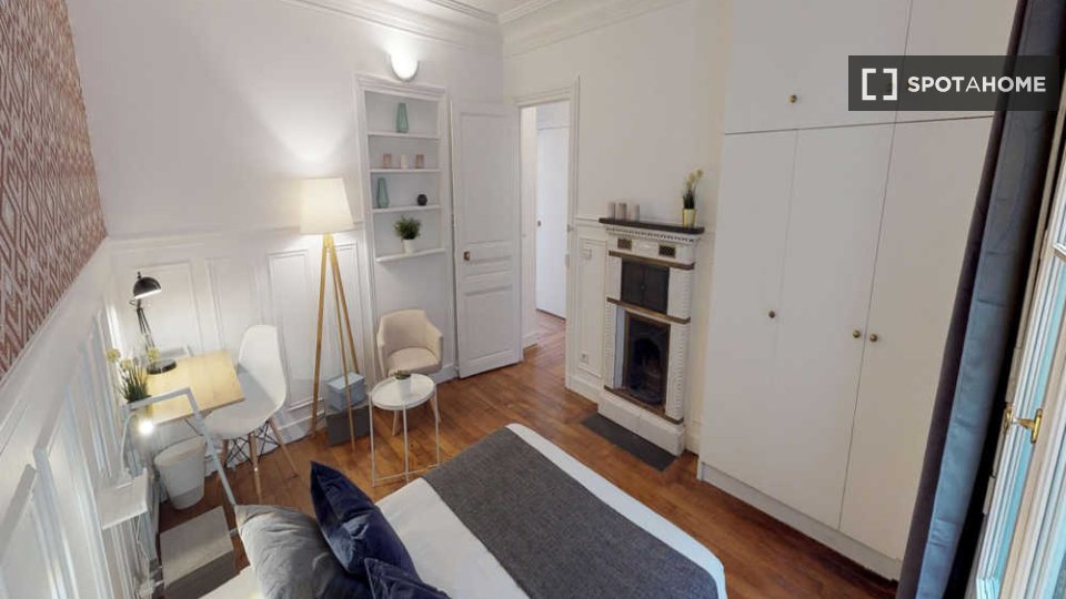 Camera in un appartamento condiviso con 4 camere da letto, Jardin des Plantes, Parigi - a Parigi