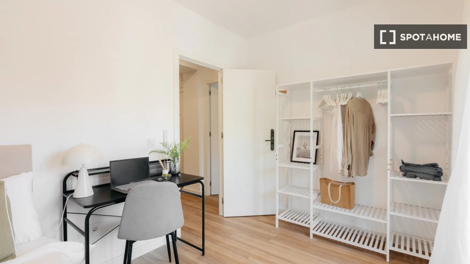 Double room Valencia, 5 beds — photo 13