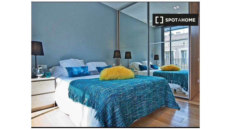 Apartment Barcelona, 2 beds, 80m² — photo 1