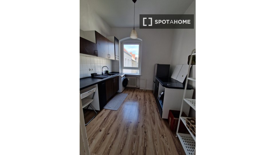 Apartment Berlin, 2 beds, 56m² — photo 2