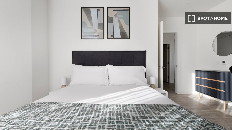 Apartment London, 2 beds — photo 9