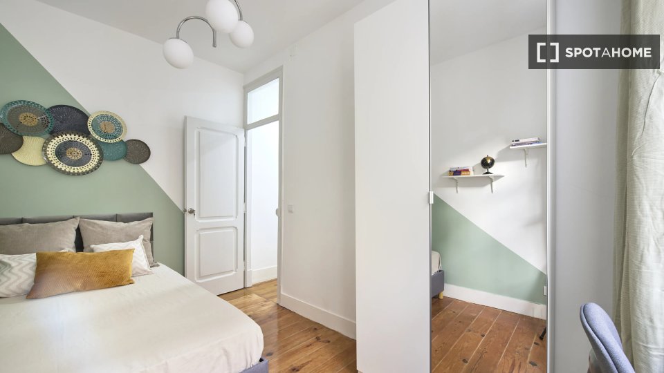 Double room Lisbon, 8 beds — photo 12